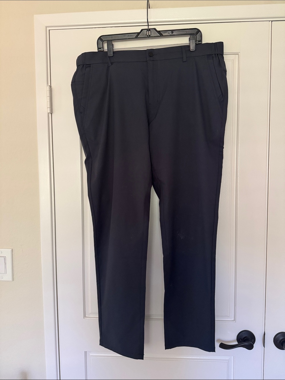 Men's Black Chinos - Classic Straight Fit